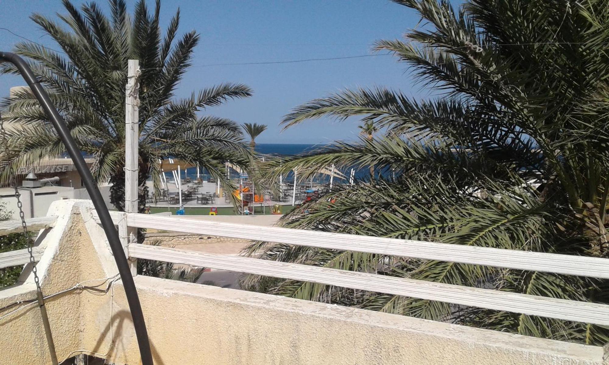 Duplex Pied Dans L'Eau Avec Magnifique Vue Sur Mer Monastir Exterior photo