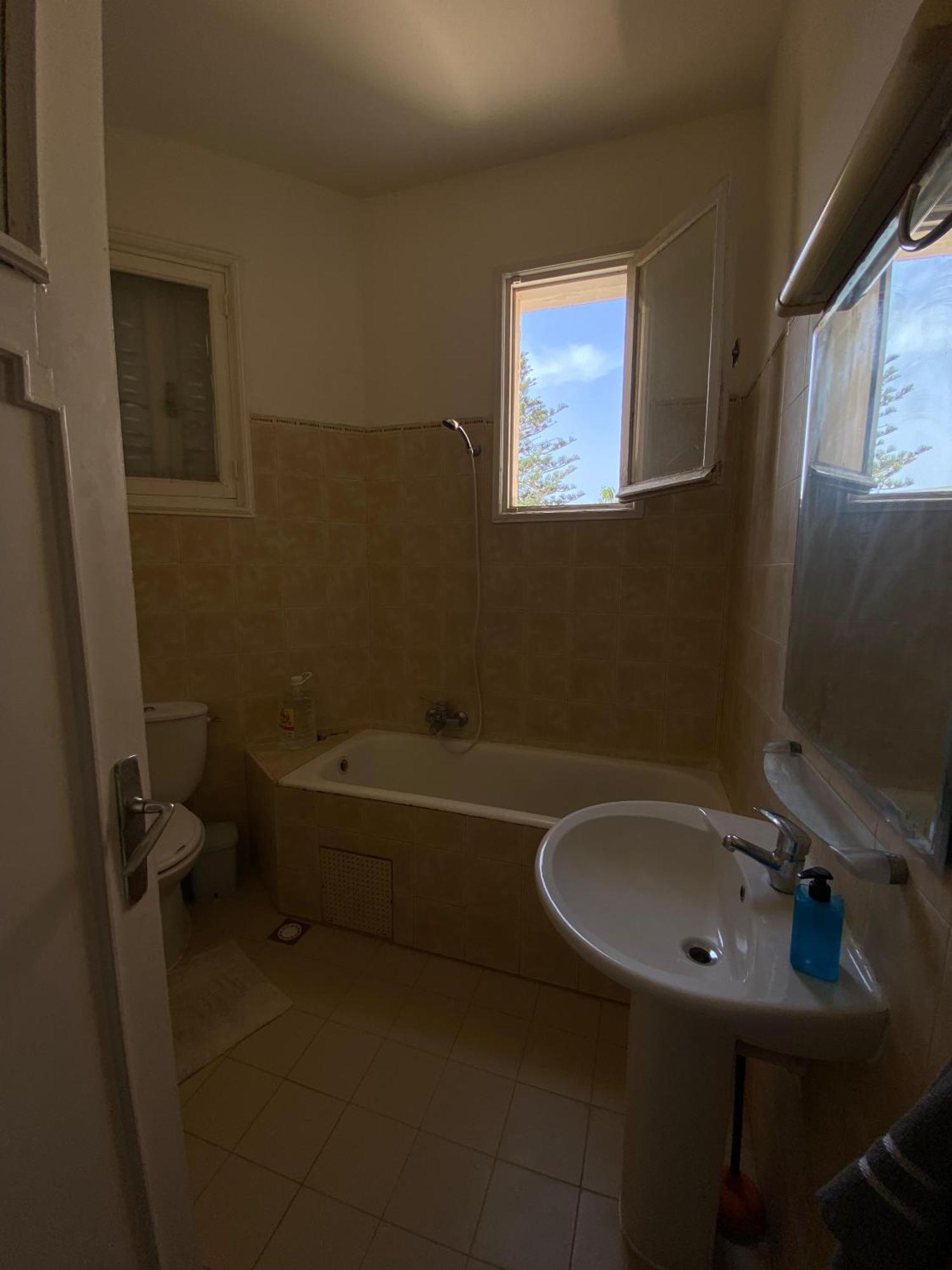 Duplex Pied Dans L'Eau Avec Magnifique Vue Sur Mer Monastir Exterior photo